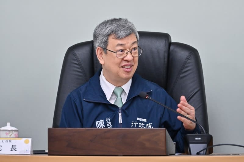 行政院長陳建仁26日表示，會繼續透過TPASS通勤月票，解決民眾交通上的經濟負擔。 （圖／行政院提供） 