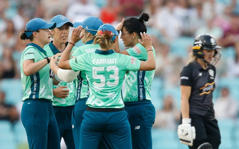 Marizanne Kapp celebrates the wicket of Emma Lamb. - GETTY IMAGES