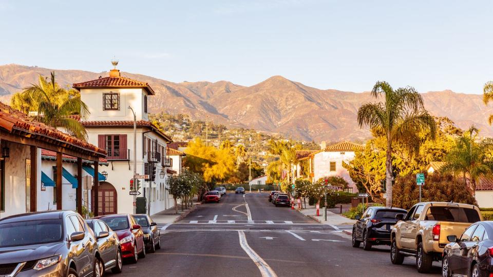 street in santa brabara with mountains in the background, california, usa