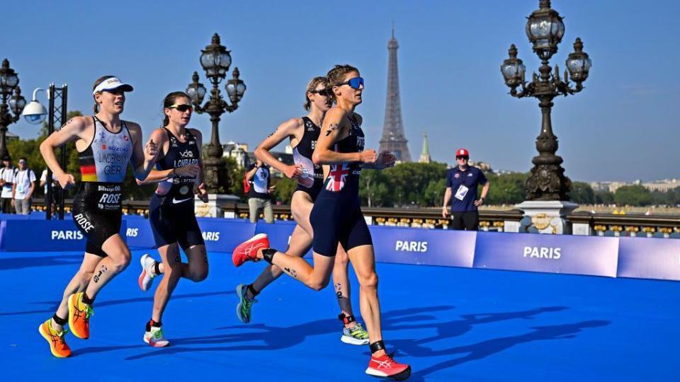 Beth Potter competing in Paris
