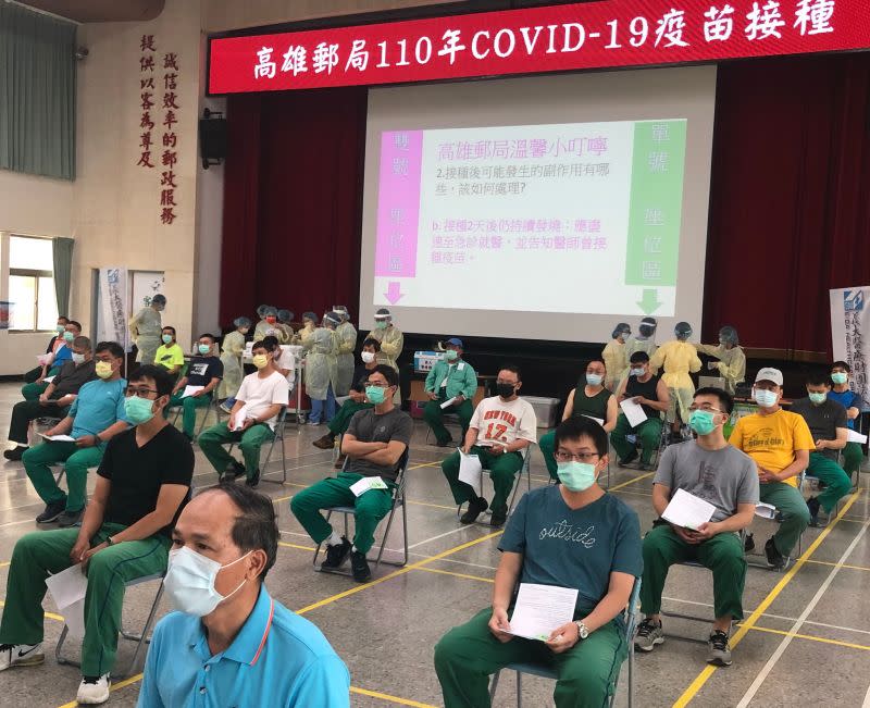 ▲中華郵政公司外勤人員已於7月接種COVID-19疫苗。(圖／NOWnews資料照，記者黃守作攝）