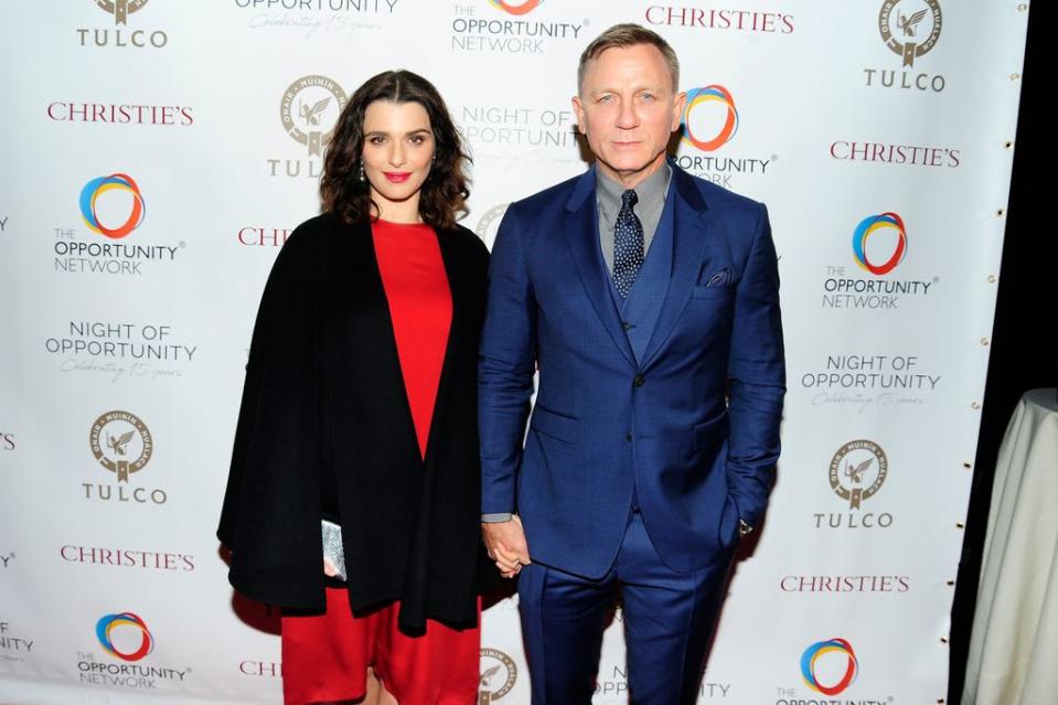 rachel weisz daniel craig holding hands gala nyc 2018