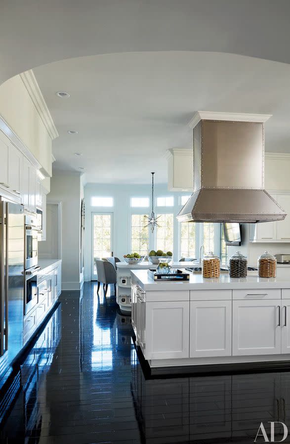 Khloe's kitchen. Photo: Architectural Digest.