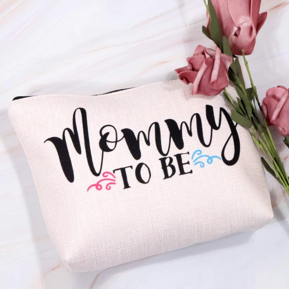 43) "Mommy To Be" Cosmetics Bag