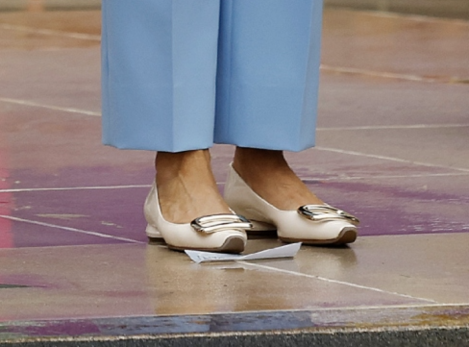 Kamala Harris Wears Silver Embellished Shoes To White House Easter Egg Roll