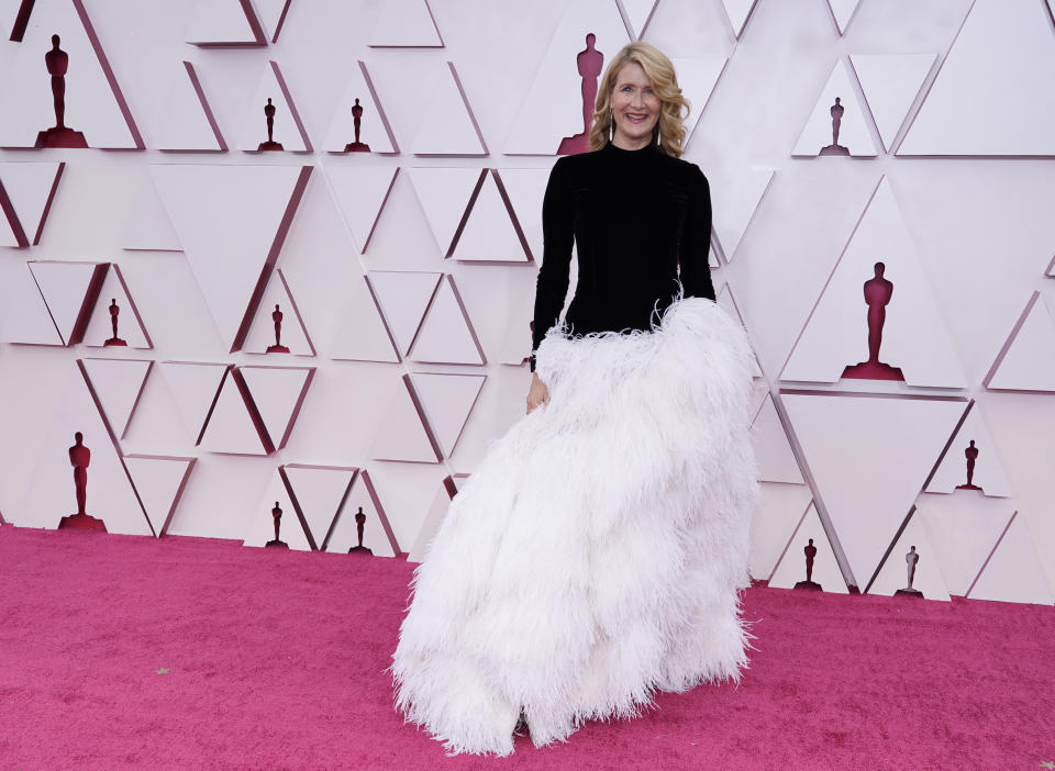 Laura Dern arrives at the Oscars on Sunday, April 25, 2021, at Union Station in Los Angeles. (AP Photo/Chris Pizzello, Pool)