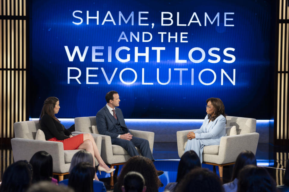 AN OPRAH SPECIAL: SHAME, BLAME AND THE WEIGHT LOSS REVOLUTION - Oprah Winfrey hosts a sit-down conversation around the radical impact of prescription weight loss medications in the primetime event, ÒAn Oprah Special: Shame, Blame and the Weight Loss Revolution,Ó airing MONDAY, MARCH 18 (8:00-9:00 p.m. EDT), on ABC and the next day on Hulu. The special delves into the prevailing questions and concerns surrounding the impact on our health care, economy, lifestyle and culture.(Disney/Eric McCandless)
DR. AMANDA VELAZQUEZ, DR. W. SCOTT BUTSCH, OPRAH WINFREY