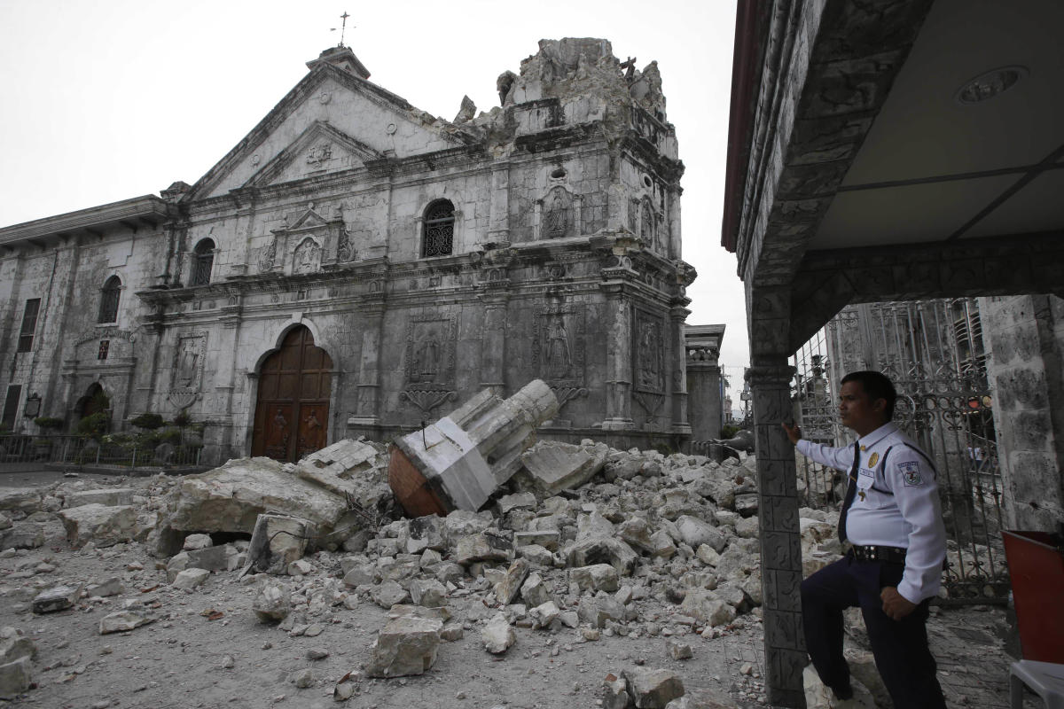 earthquake damage from philippines