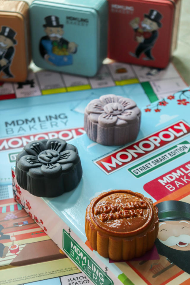 The Ultimate Guide to Mooncakes Gifting and Gorgeous Packaging