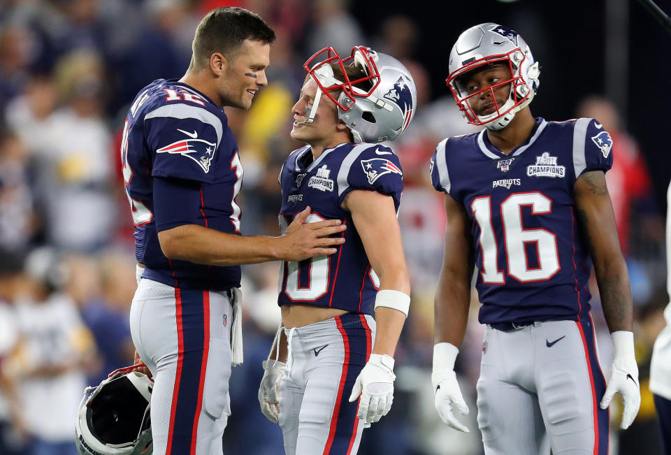 FOXBOROUGH, MASSACHUSETTS - SEPTEMBER 08: Tom Brady #12 of the New England Patriots talks with Gunner Olszewski #80 and Jakobi Meyers #16 before the game between the New England Patriots and the Pittsburgh Steelers at Gillette Stadium on September 08, 2019 in Foxborough, Massachusetts. (Photo by Maddie Meyer/Getty Images)