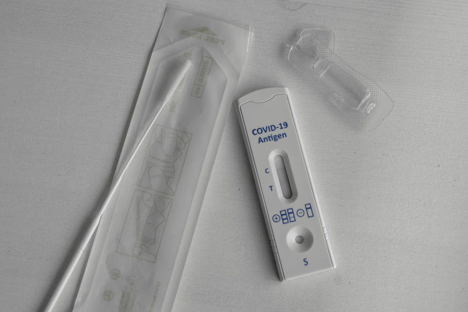 Covid-19 test kit for detecting IgM IgG antibodies and immunity in 15 minutes.