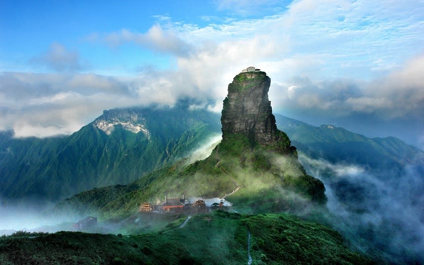 The New Golden Summit of Fanjingshan - Office of the Leading Group for World Heritage Application of Tongren City