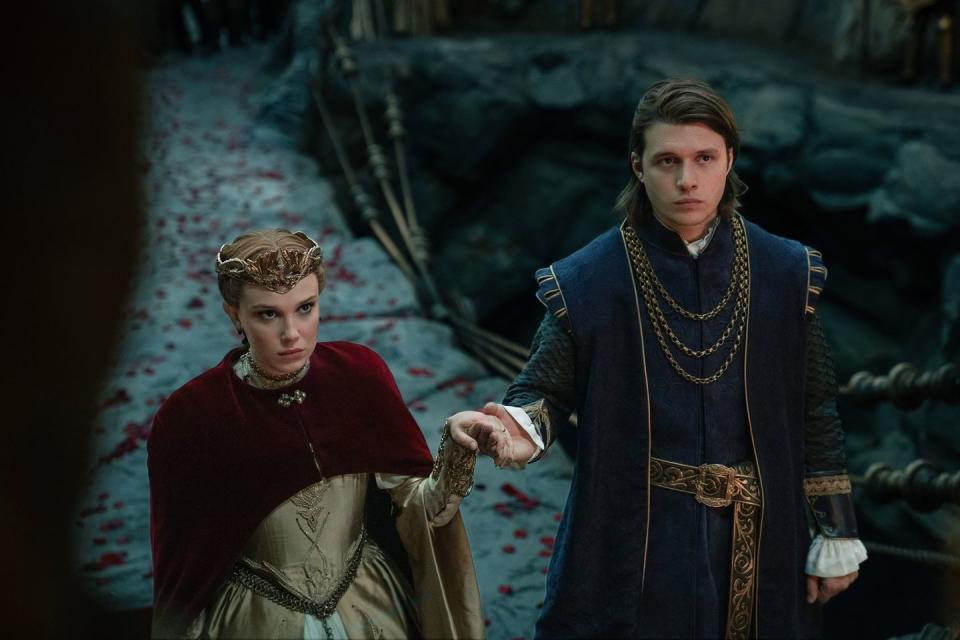 millie bobby brown as elodie, nick robinson as prince henry, damsel