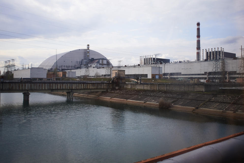 A view of the new safe confinement over the unit 4 at the Chernobyl nuclear power plant in the Exclusion Zone, Ukraine. (Photo: Vitaliy Holovin/Corbis via Getty images)