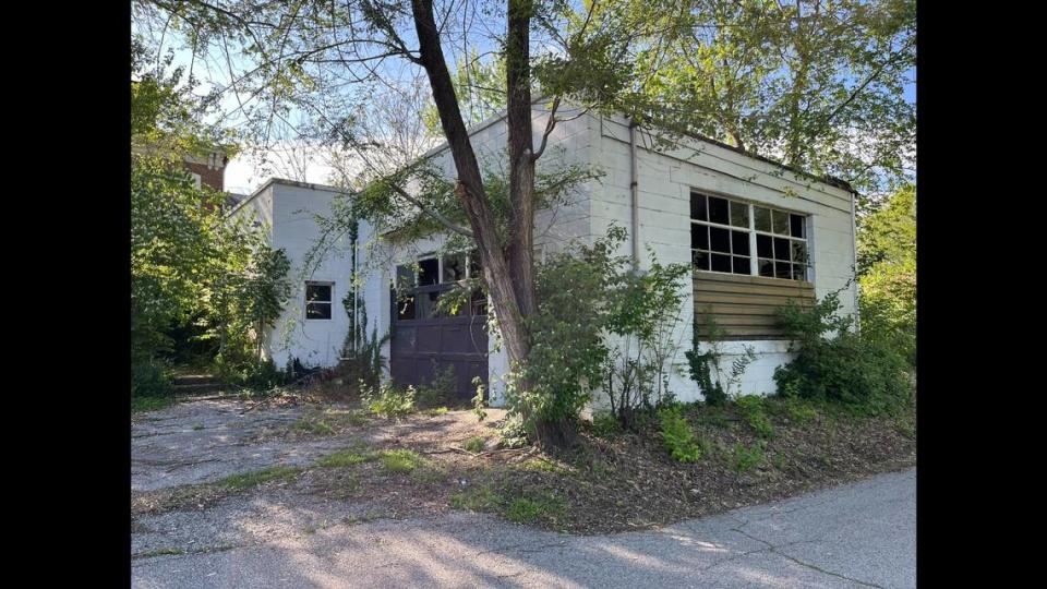 A white concrete-block garage next to the home at 321 W. C St. in Belleville was used by former owner Ken Weissenbach for his auto-mechanic and transmission shop for decades.