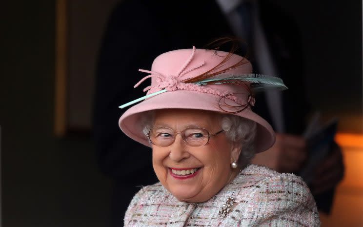 La reina Elizabeth tiene 91 años y sigue al mando del reino británico.<br> <i>[Photo: PA]</i>