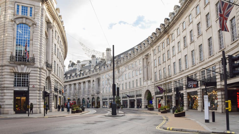 Picadilly Circus