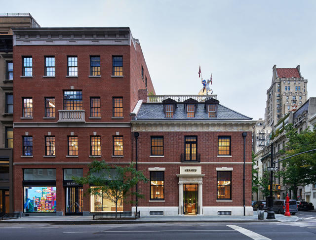 Hermès launches a pop-up café in its London flagship