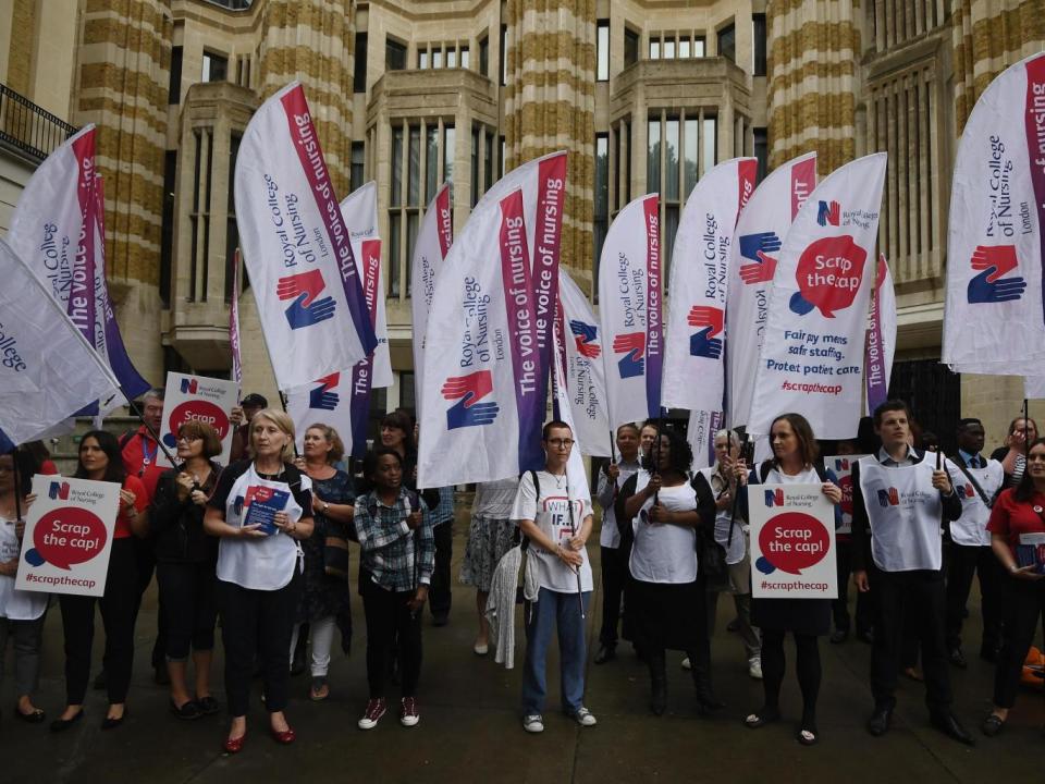 Nurses protest over low pay outside the Department of Health (Getty Images)