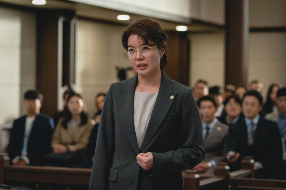 宋仲基敬佩金麗珍詮釋「崔明熙律師」這個角色，壞得令人害怕。（Netflix提供）