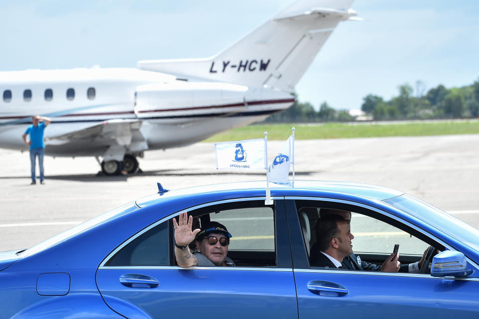 Vom Flughafen ging es in der Limousine in die Stadt.