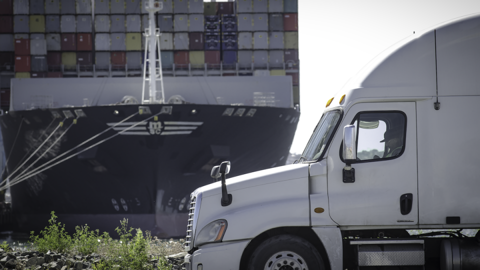 The Federal Highway Administration announced $148 million in grants to combat pollution at the nation’s ports caused by idling trucks. (Photo: Jim Allen/FreightWaves)