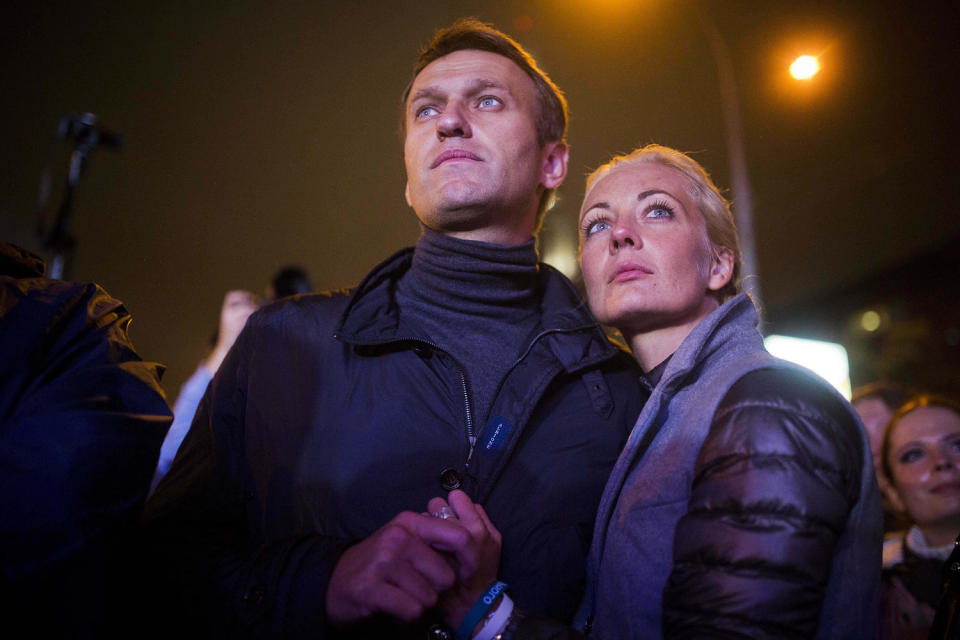 Alexei Navalny, Yulia Navalny (Evgeny Feldman / AP file)