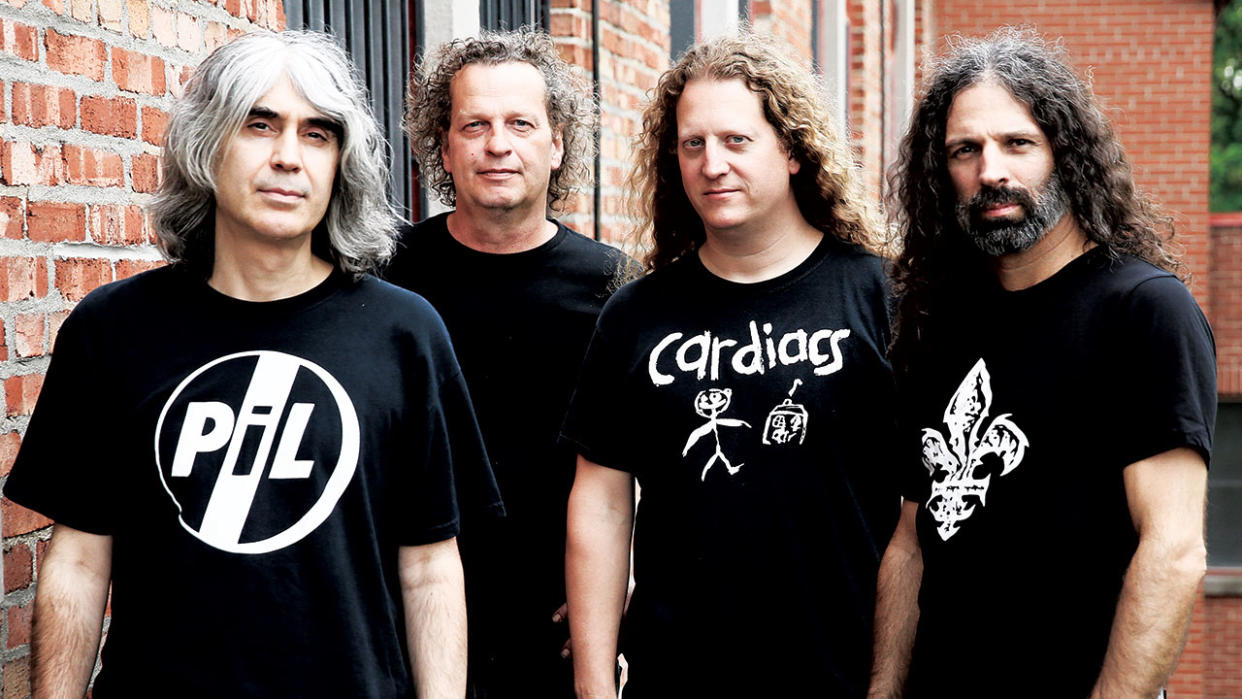  Voivod. 