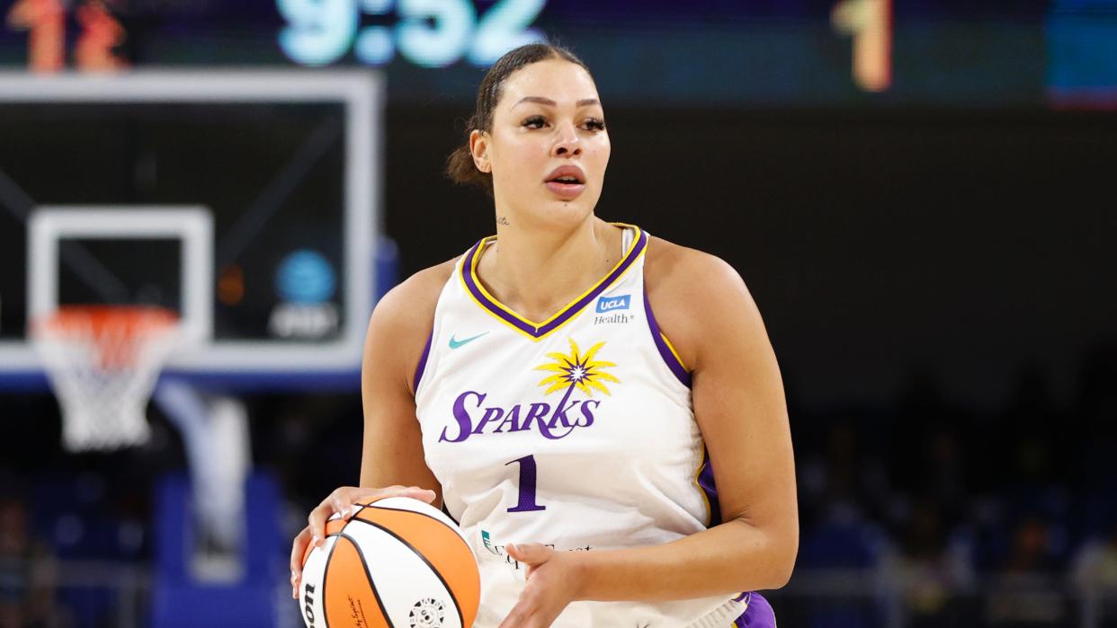 Liz Cambage with the Los Angeles Sparks.