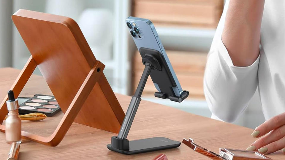 Ugreen soporte para celular. Foto: Amazon