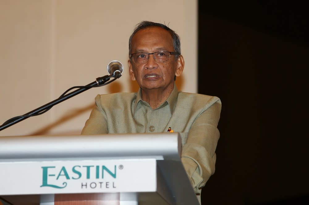 Former auditor-general of Malaysia Tan Sri Ambrin Buang speaks at the Malaysian Economic Convention 2019 at Eastin Hotel in Petaling Jaya June 17, 2019. — Picture by Choo Choy May