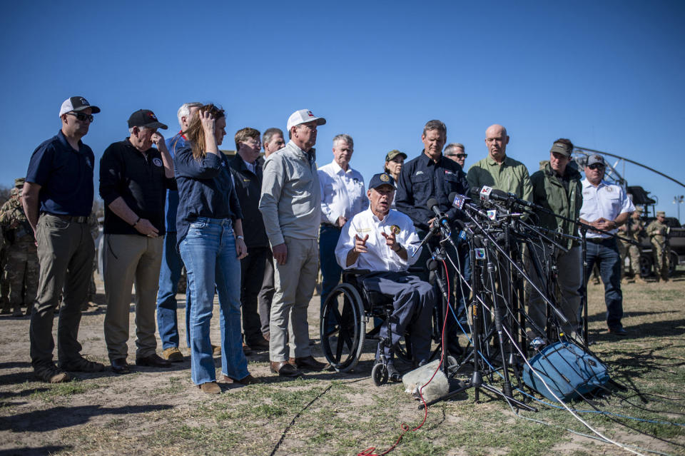 Greg Abbott holds a press conference at Shelby Park in Eagle Pass, Texas (Sergio Flores / AFP - Getty Images)