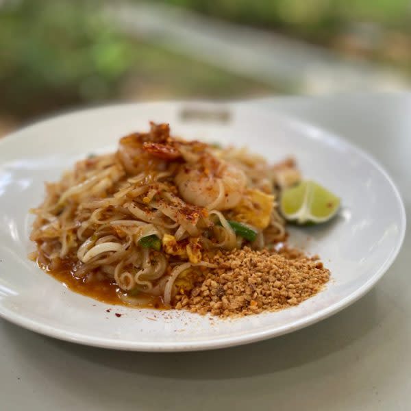 Newton Food Centre - A picture of Pad Thai