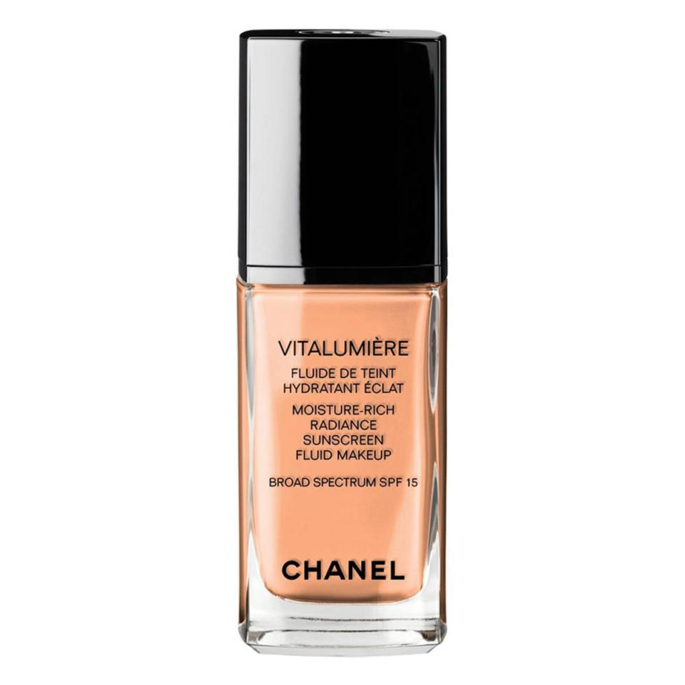 CHANEL VITALUMIÈRE MOISTURE-RICH RADIANCE SUNSCREEN FLUID MAKEUP