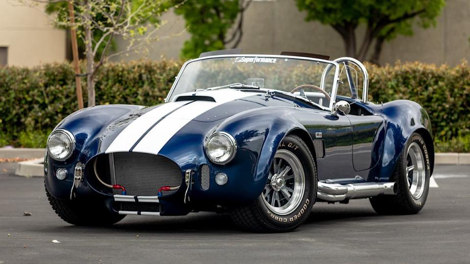 <img src="2019-cobra-427.jpg" alt="2019 Superformance 427 Cobra used in the film Ford v Ferrari">