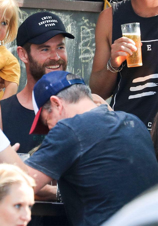 Chris Hemsworth and Matt Damon grab some beers