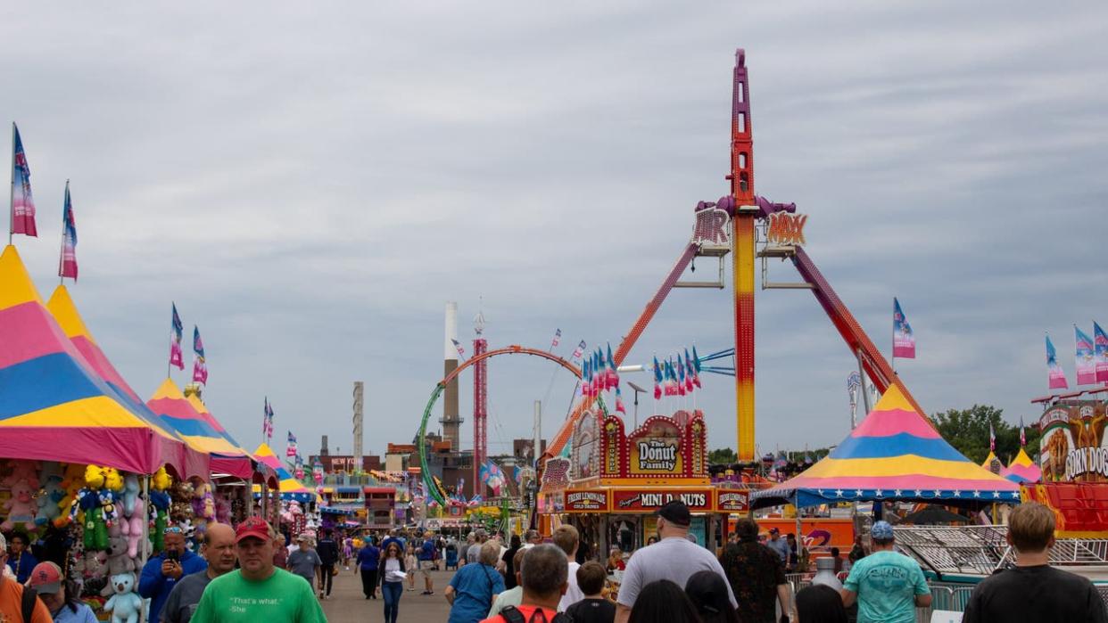 Minnesota State Fair sets new attendance record for opening day