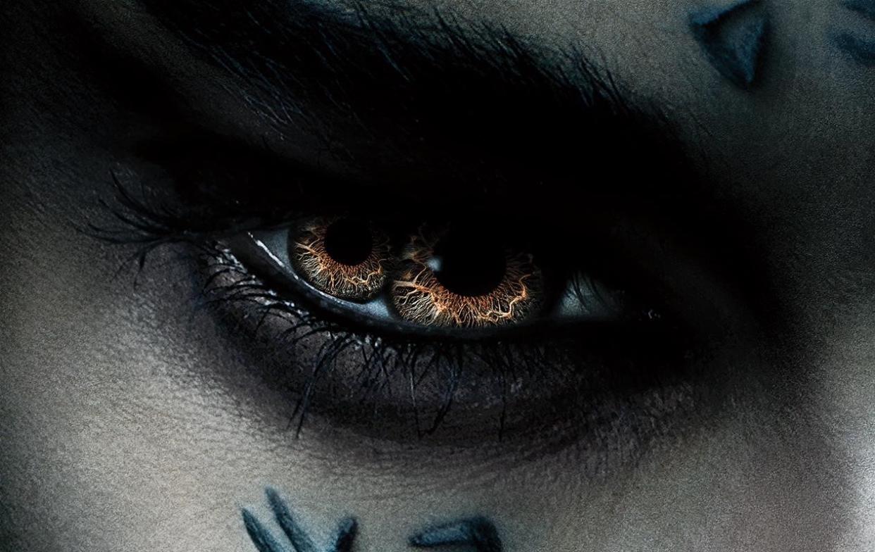 Extreme close-up! Sofia Boutella is 'The Mummy' (credit: Universal)