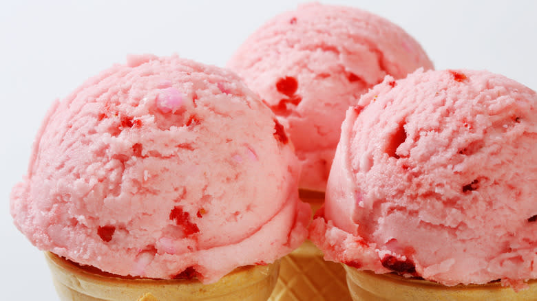 Scoops strawberry frozen yogurt