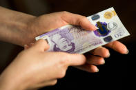 En el 42% de las compras que se realizan en Reino Unido se paga con dinero en metálico. (Foto: Karol Serewis / SOPA Images / LightRocket / Getty Images).