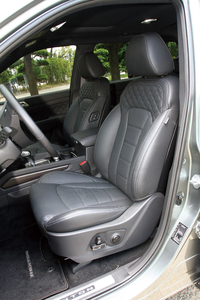 座艙有舒適Nappa皮革座椅，除了座椅可多向調整外，還具備冷熱通風的功能。 版權所有/汽車視界