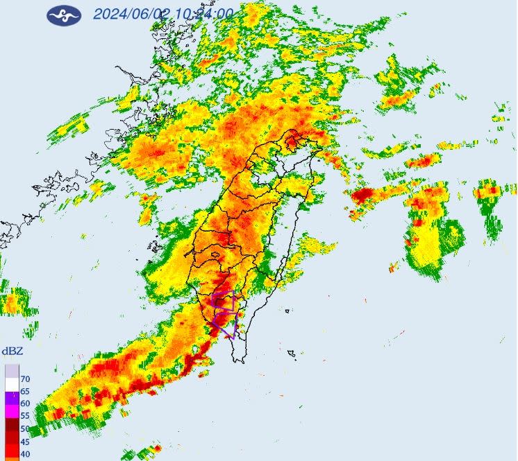 氣象署針對屏東縣、高雄市發布大雷雨警戒。（圖／氣象署）