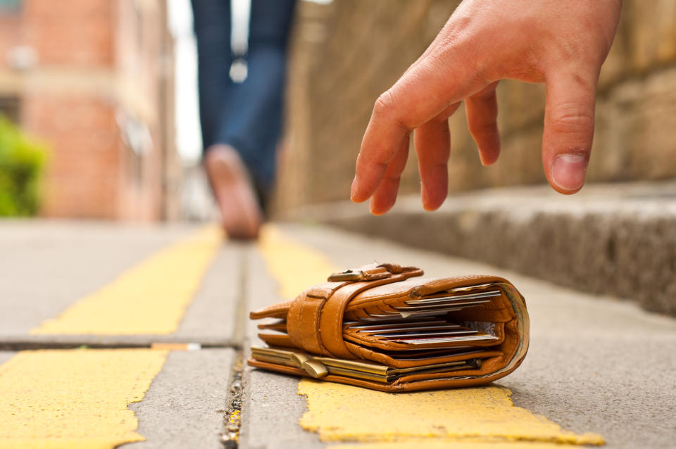 Ein Fundstück muss zurückgegeben werden, so will es das Gesetz. (Bild: Getty Images)