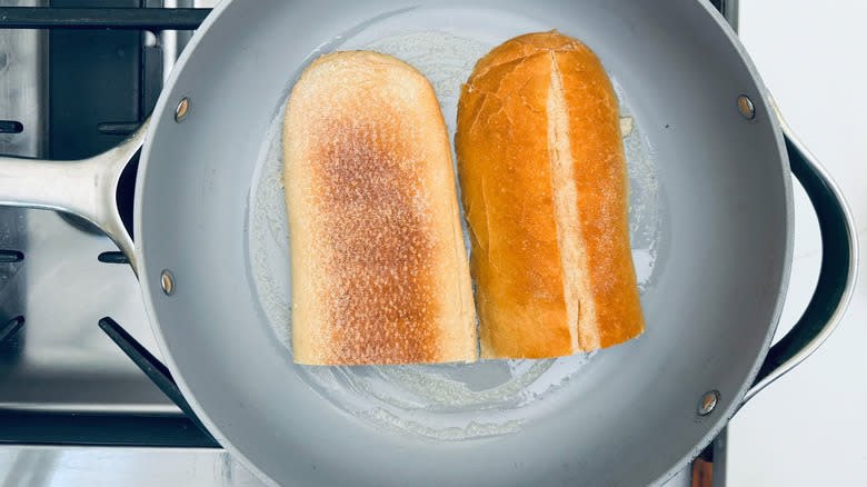bred roll in frying pan