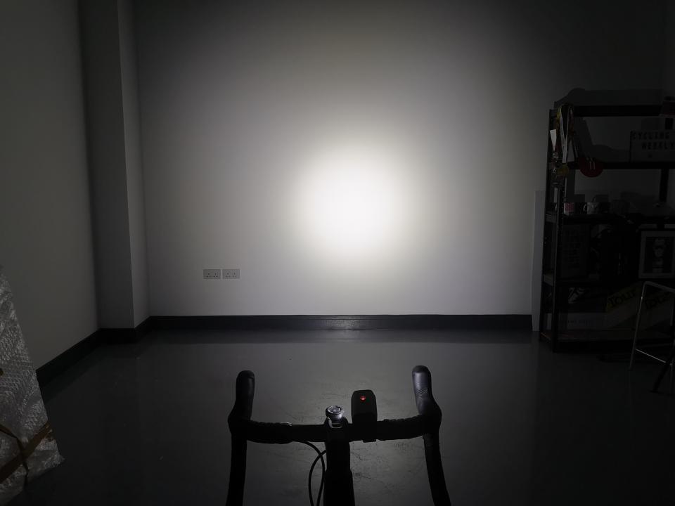 lezyne light beam