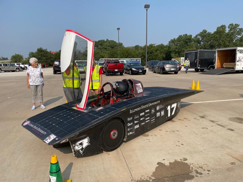 Illinois State competed with this solar car in a previous year.