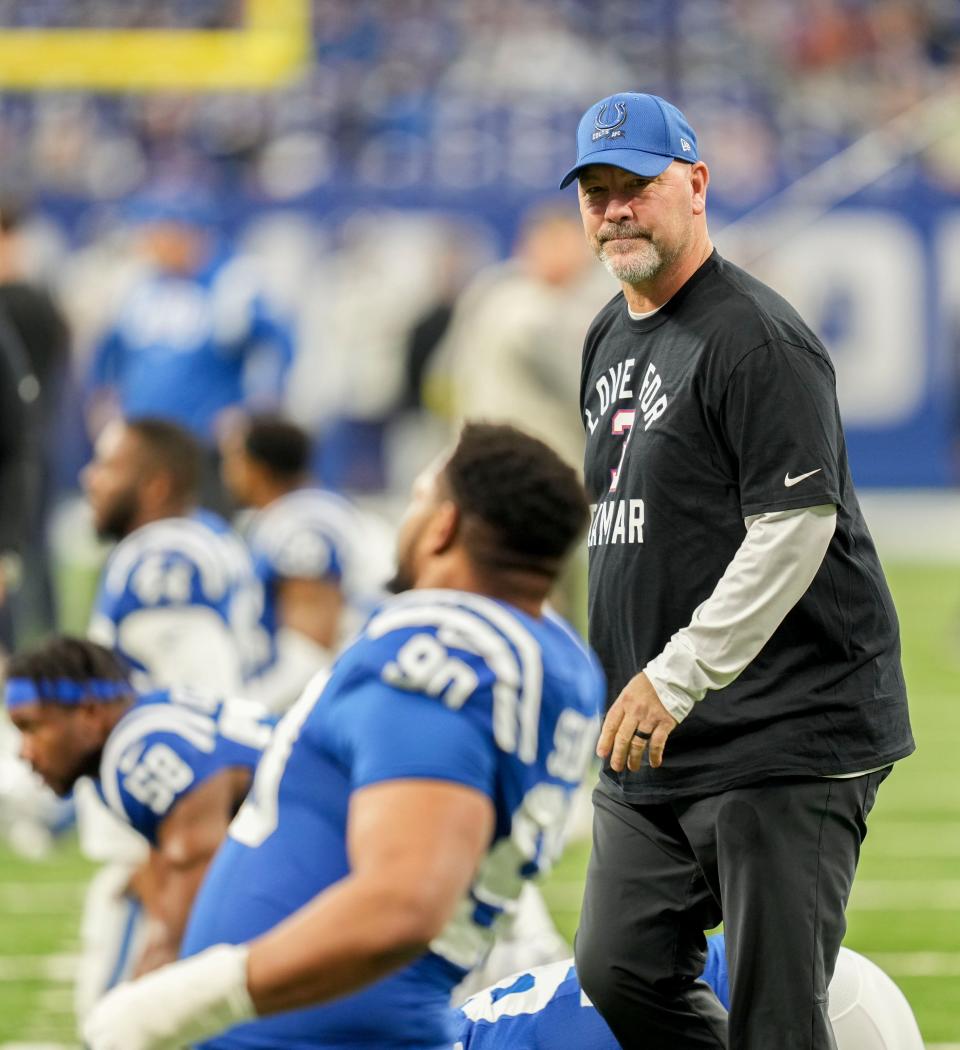 Indianapolis Colts defensive coordinator Gus Bradley has interest in returning to coach the defense in 2023.