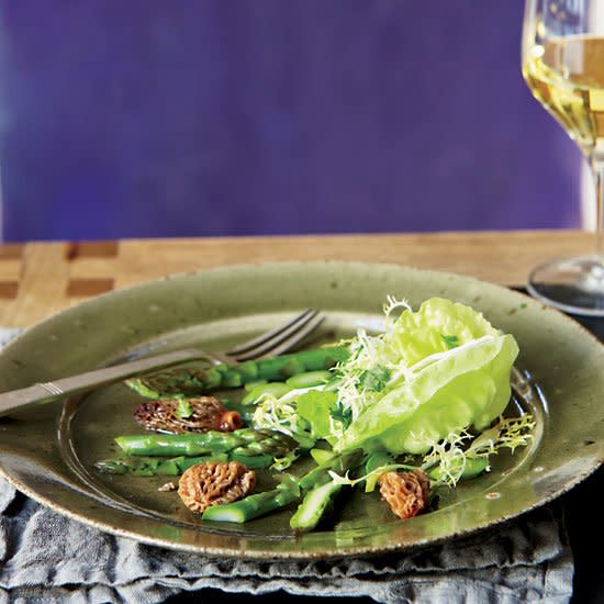 Morel-and-Asparagus Salad with Frisée and Butter Lettuce