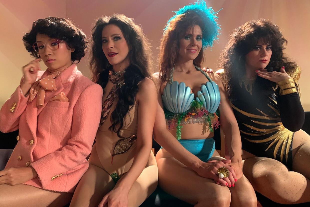 https://twitter.com/katenash/status/1622625733326835713/photo/2 hed: GLOW Alum Kate Nash Shares Photos from the 'Season Ya Never Saw' Following Show's Abrupt Cancellation