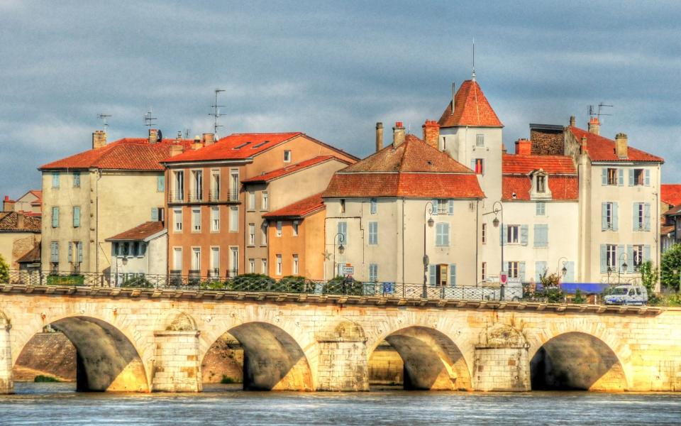 Check out Mâcon's cafe-filled promenade